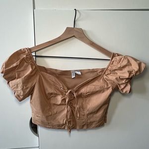 Lace up crop top; Brand: HM